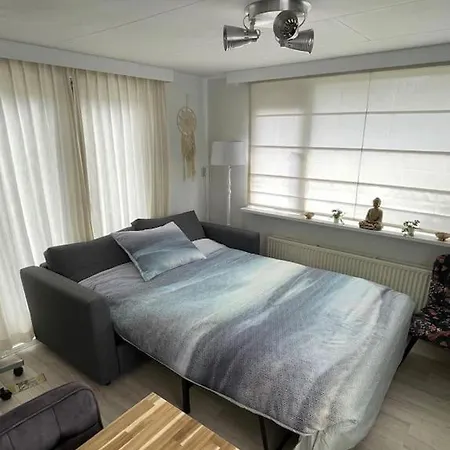 Tiny House Met Tuin En 2 Fietsen In Op De Veluwe * Пюттен