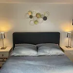 Tiny House Met Tuin En 2 Fietsen In Op De Veluwe プッテン